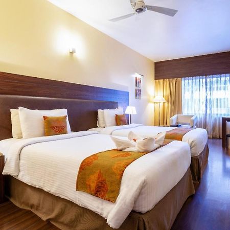 The Woodrose Hotel Bengaluru Kültér fotó