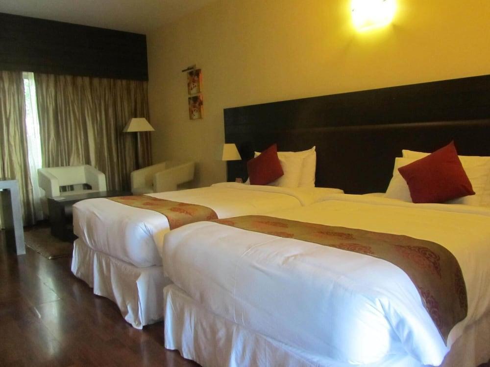 The Woodrose Hotel Bengaluru Kültér fotó