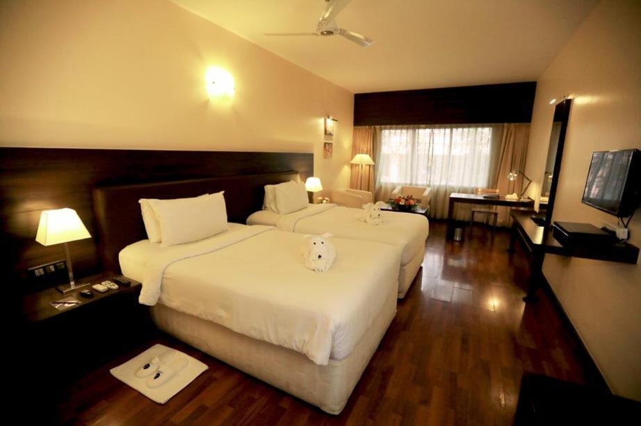 The Woodrose Hotel Bengaluru Kültér fotó