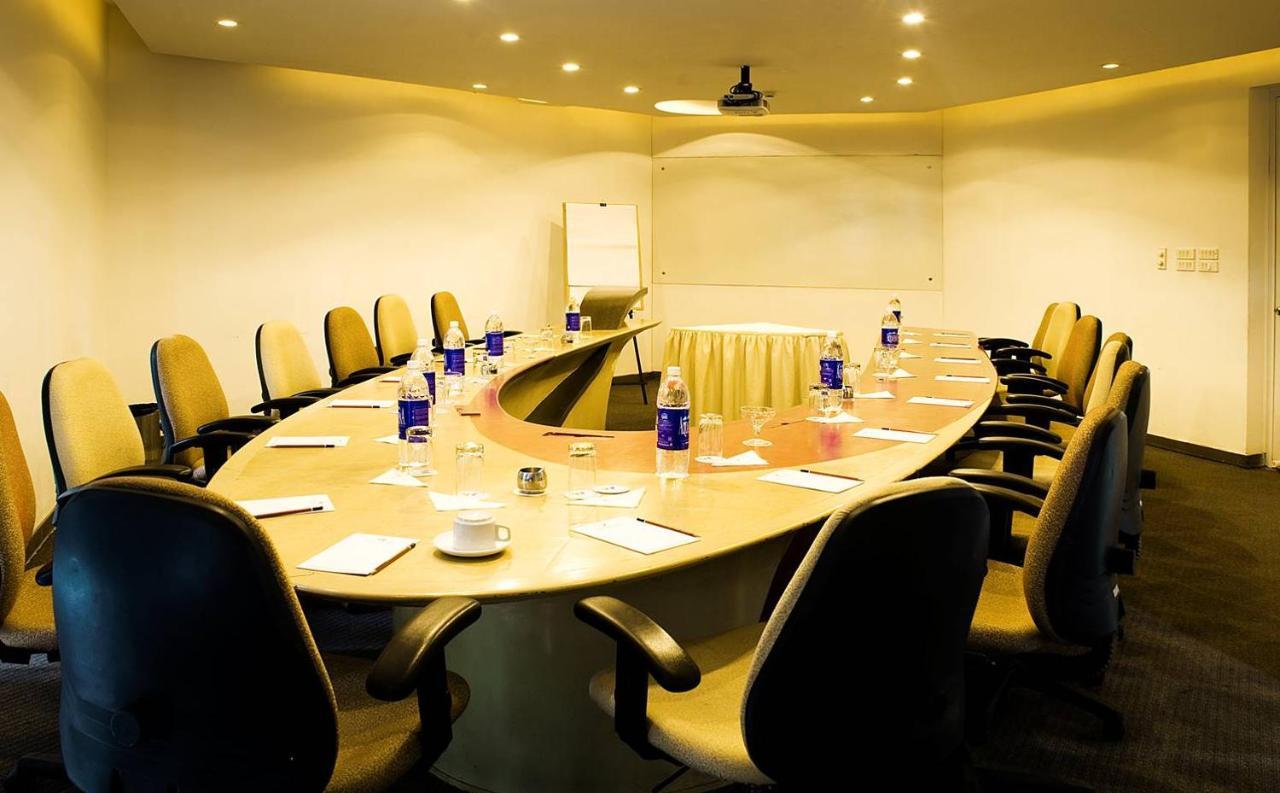 The Woodrose Hotel Bengaluru Kültér fotó