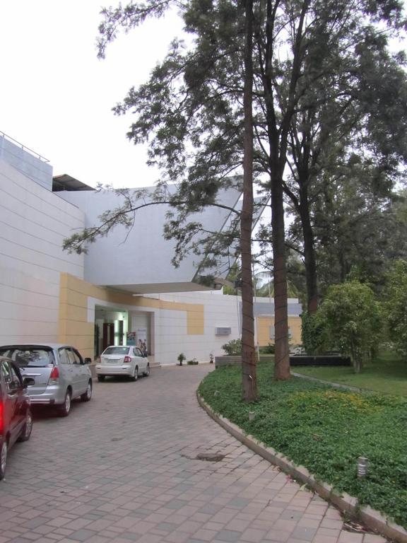 The Woodrose Hotel Bengaluru Kültér fotó