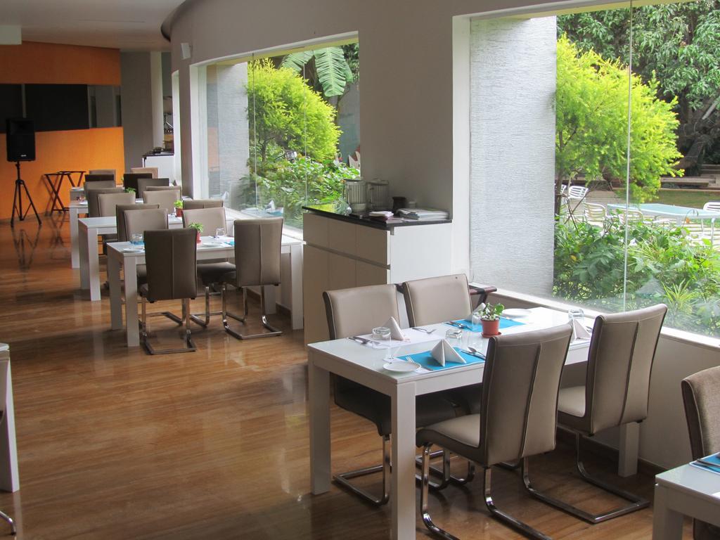 The Woodrose Hotel Bengaluru Kültér fotó
