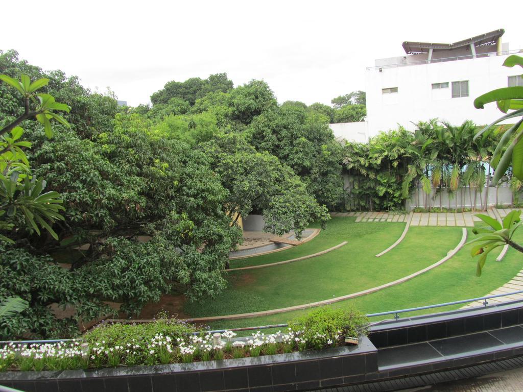 The Woodrose Hotel Bengaluru Kültér fotó