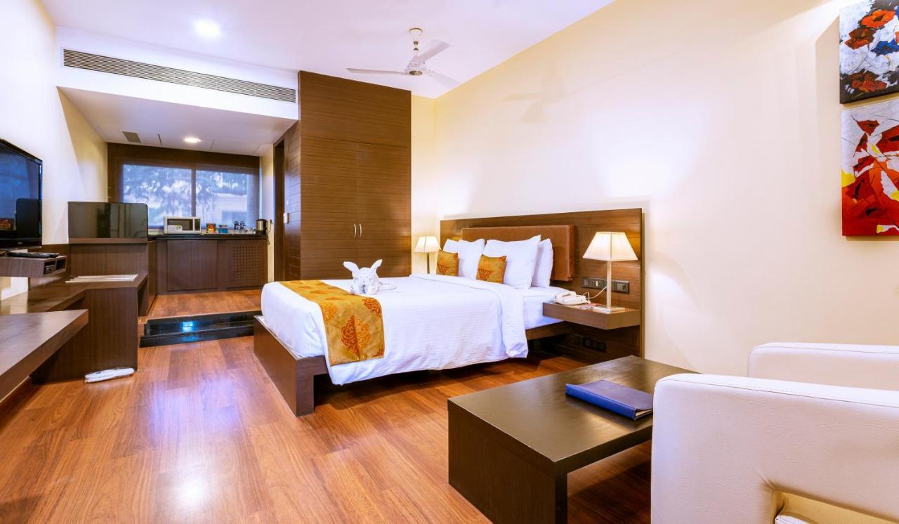 The Woodrose Hotel Bengaluru Kültér fotó